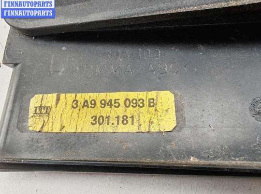 купить Фонарь крышки багажника левый на Volkswagen Passat B4