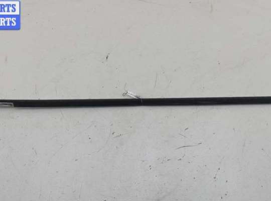 купить Молдинг стекла двери передней левой наружный на Peugeot 607