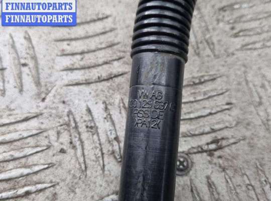 купить Патрубок воздушного фильтра на Volkswagen Passat B6