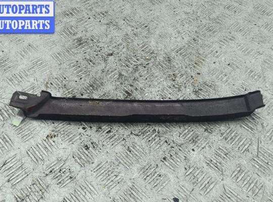 купить Ус под фару правый на Audi A6 C4 (1994-1997)