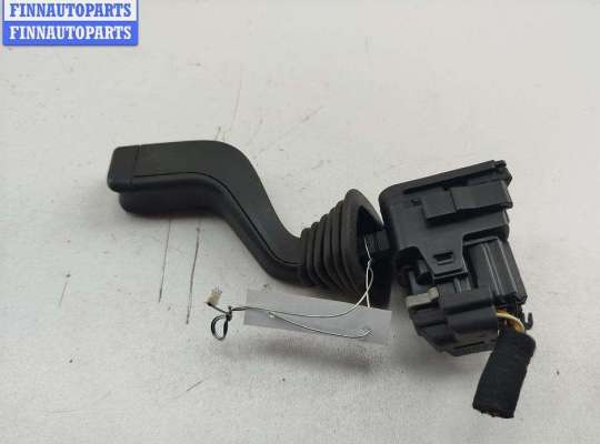 купить Переключатель поворотов на Opel Astra G (1998-2004)