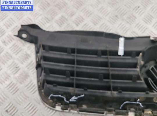 купить Решетка радиатора на Volkswagen Passat B5+ (GP)