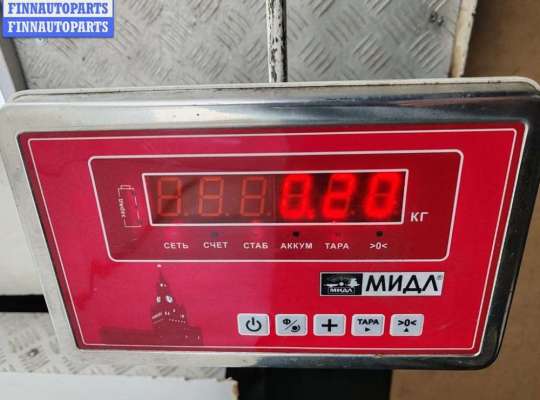 купить Молдинг стекла двери передней левой наружный на Volkswagen Passat B5