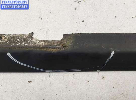 купить Молдинг стекла двери передней левой наружный на Volkswagen Passat B5