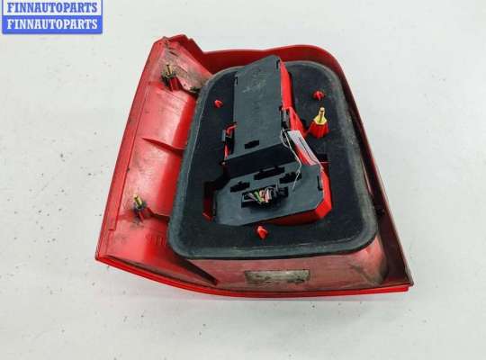 купить Фонарь задний правый на Volkswagen Passat B5