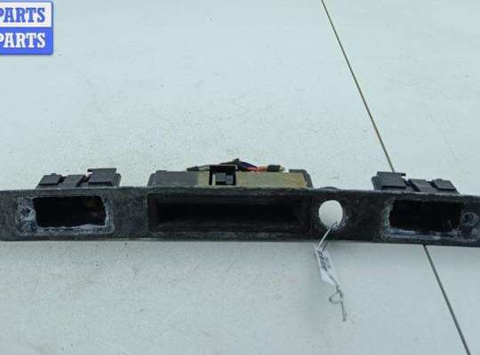 купить Кнопка открывания багажника на Audi A4 B6 (2001-2004)