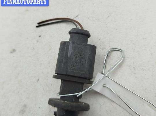 купить Патрон лампы указателя поворота на Volkswagen Passat B6