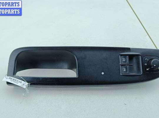 купить Блок кнопок управления стеклоподъемниками на Volkswagen Passat B6