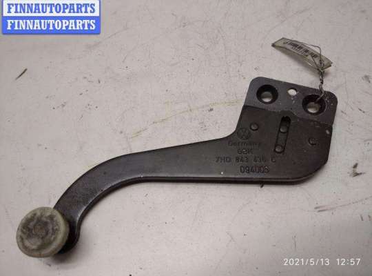 купить Ролик двери сдвижной на Volkswagen Transporter T5