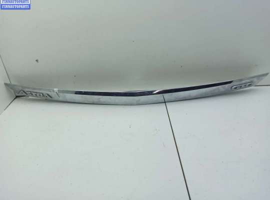 купить Накладка двери (крышки) багажника на Opel Astra H (2004-2009)