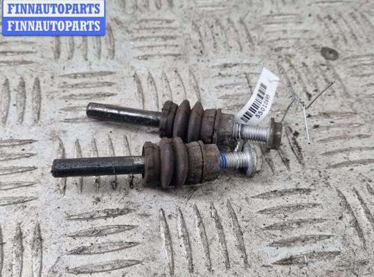 Болт крепления VG2526001 на Volkswagen Touran