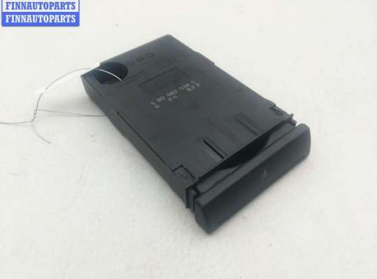 купить Подстаканник на Audi A6 C5 Allroad (2000-2005)