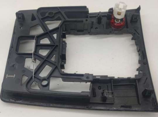 купить Прикуриватель на Audi Q7 4L (2005-2015)