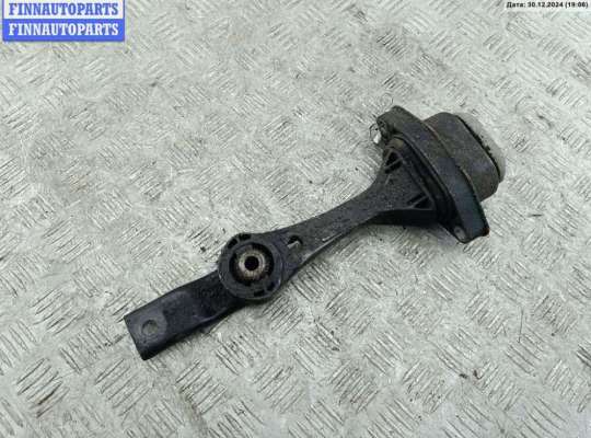 Подушка КПП на Volkswagen Bora (1J2)