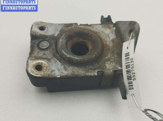 Купить Замок капота на BMW 5 E39 (1995-2003) Замок капота BM3618735 на BMW 5 E39 (1995-2003)