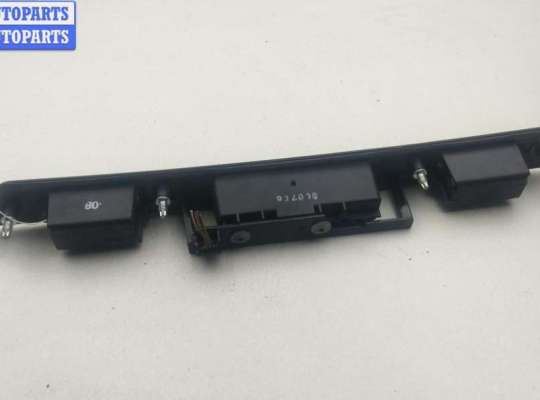 купить Кнопка открывания багажника на Audi A6 C6 (2004-2011)