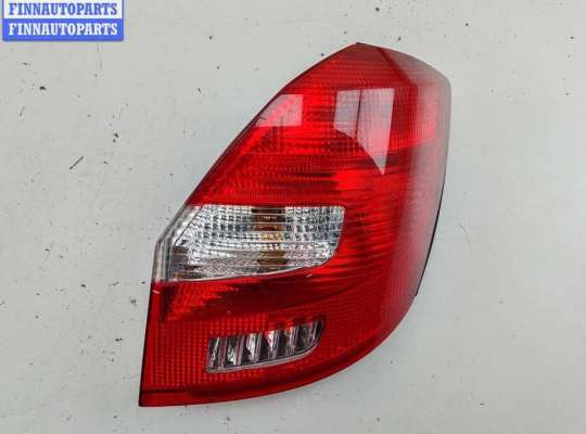 Фонарь задний правый SK536540 на Skoda Fabia mk2 (5J) 2007-2014