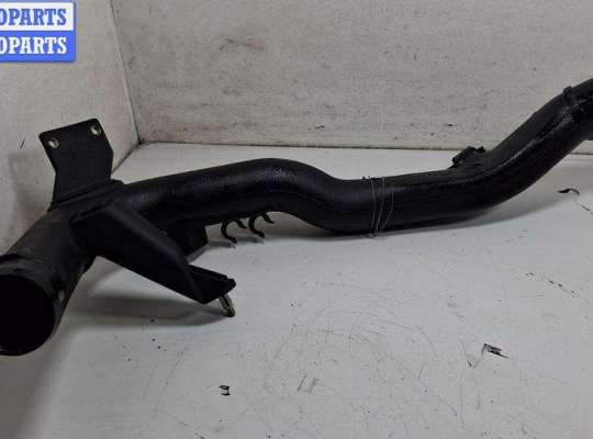 Патрубок (трубка, шланг) на Volkswagen Passat B5 (3B)