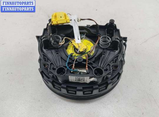 Подушка безопасности водителя (AirBag) на Volkswagen Passat B6 (3C)