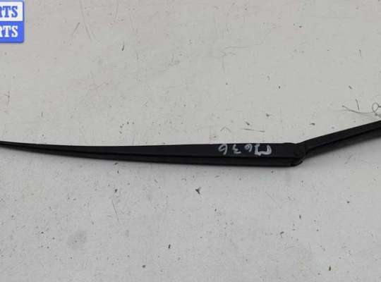 Щеткодержатель (поводок стеклоочистителя) передний BM3608659 на BMW 3 E46 (1998-2006)