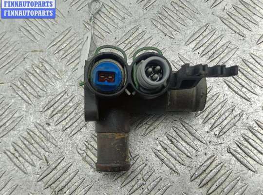 купить Фланец (тройник) системы охлаждения на Audi 80 B4 (1991-1996)