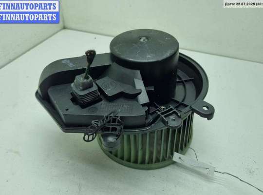 Двигатель отопителя (моторчик печки) VG2396245 на Volkswagen Passat B5+ (GP)