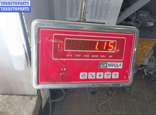 купить Петля двери передней левой на Volkswagen Passat B6