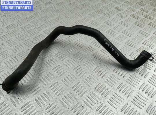 купить Патрубок отопителя (печки) на Volkswagen Passat B5