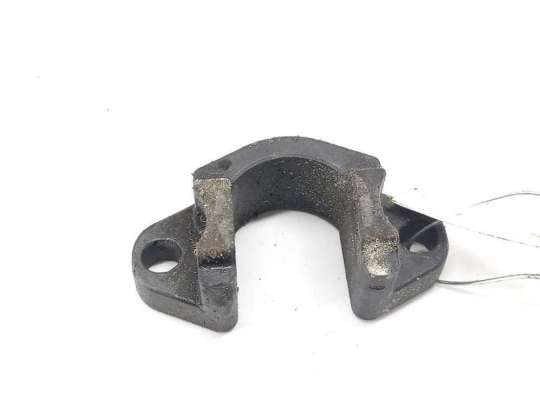 Скоба (кронштейн) крепления форсунки BM2673593 на BMW 5 E60/E61 (2003-2010)
