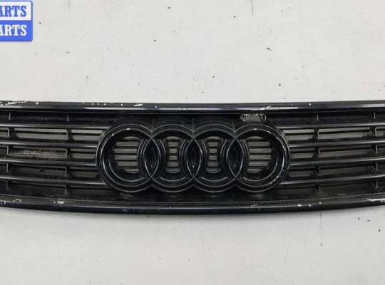 Решетка радиатора AU1690944 на Audi A6 C5 (1997-2005)