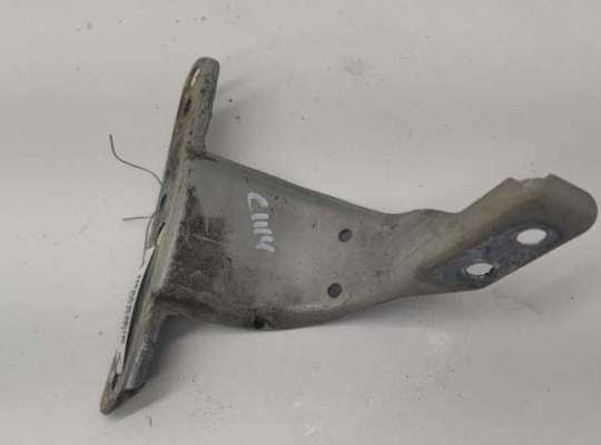 купить Кронштейн бампера заднего на Audi A4 B7 (2004-2008)