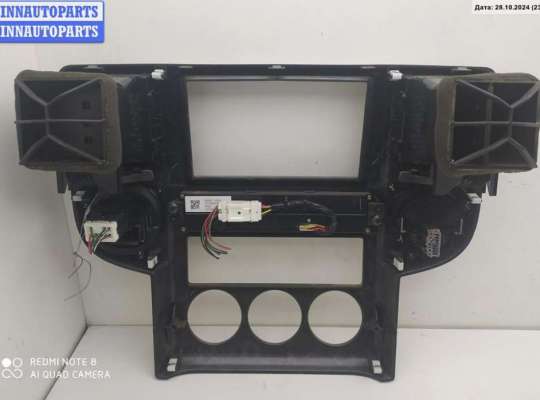 купить Консоль салона (центральная часть) на Nissan X-Trail (2001-2007) T30