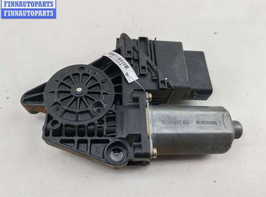 купить Моторчик стеклоподъемника задний левый на Volkswagen Passat B5+ (GP)