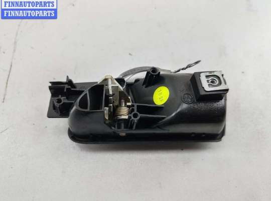 купить Ручка двери внутренняя передняя правая на Volkswagen Touran