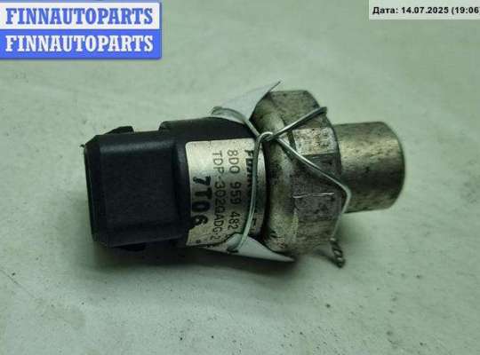 Датчик кондиционера VG2389164 на Volkswagen Passat B5