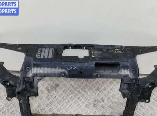 купить Рамка передняя (панель кузовная, телевизор) на Skoda Fabia mk1 (6Y)