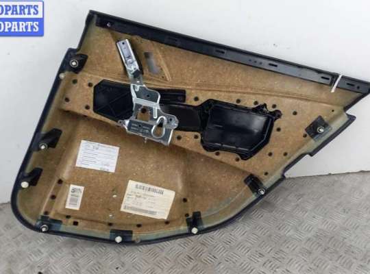 Обшивка салона на BMW 5 (E60/E61)