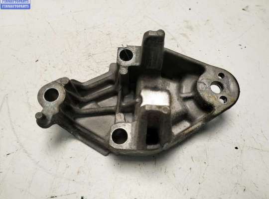 купить Кронштейн двигателя опорный на Renault Scenic I (1996-2003)