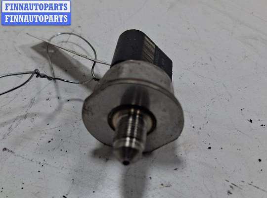 купить Датчик давления топлива на Volkswagen Touran