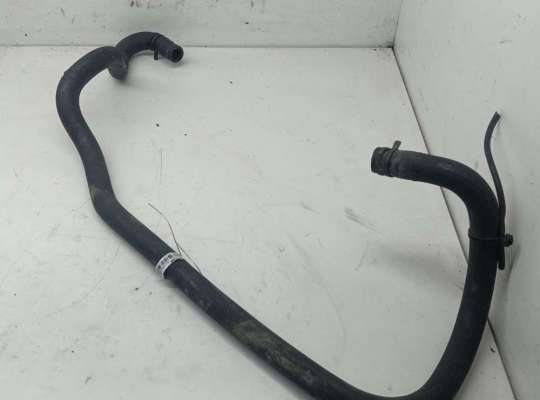 Патрубок отопителя (печки) FO1760015 на Ford Mondeo III (2000-2007)