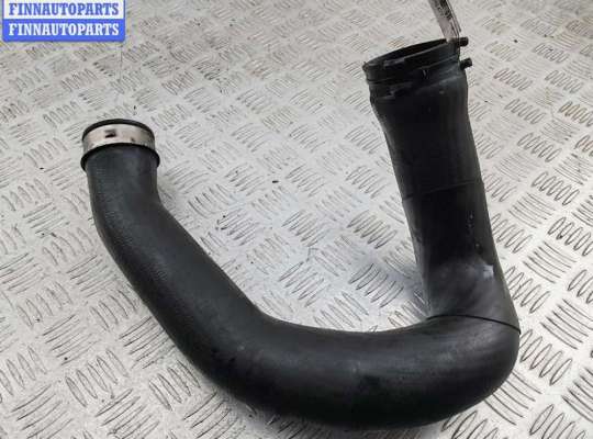 Купить Патрубок интеркулера на Audi A6 C5 (1997-2005) Патрубок интеркулера AU1659486 на Audi A6 C5 (1997-2005)