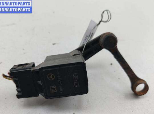 купить Датчик клиренса на Mercedes C-Class W203 (2000-2006)