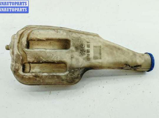 Бачок омывателя VG2706021 на Volkswagen Crafter