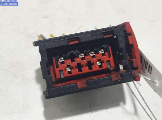 купить Разъем (фишка) проводки на Peugeot 206