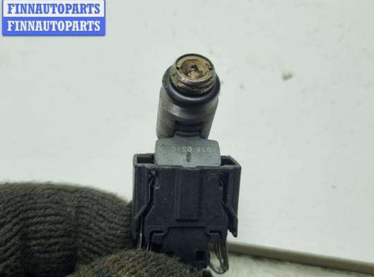 Форсунка топливная на Volkswagen Golf IV (1J)