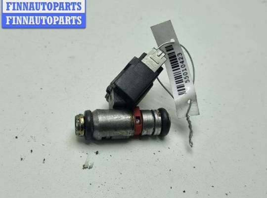 Форсунка топливная на Volkswagen Golf IV (1J)