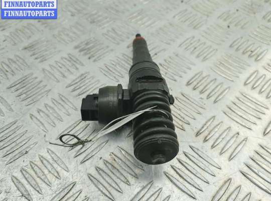 Форсунка топливная на Volkswagen Passat B6 (3C)