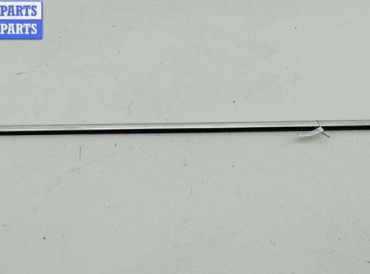 Молдинг стекла двери передней левой наружный BM3558034 на BMW 5 E39 (1995-2003)