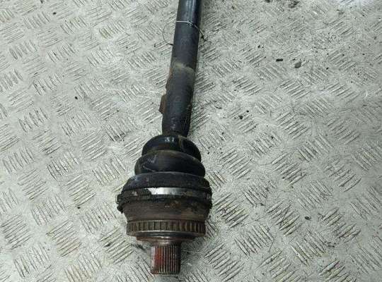 купить Полуось передняя правая на Audi A4 B6 (2001-2004)