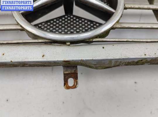 купить Решетка радиатора на Mercedes Vito-1 W638 (1996-2003)